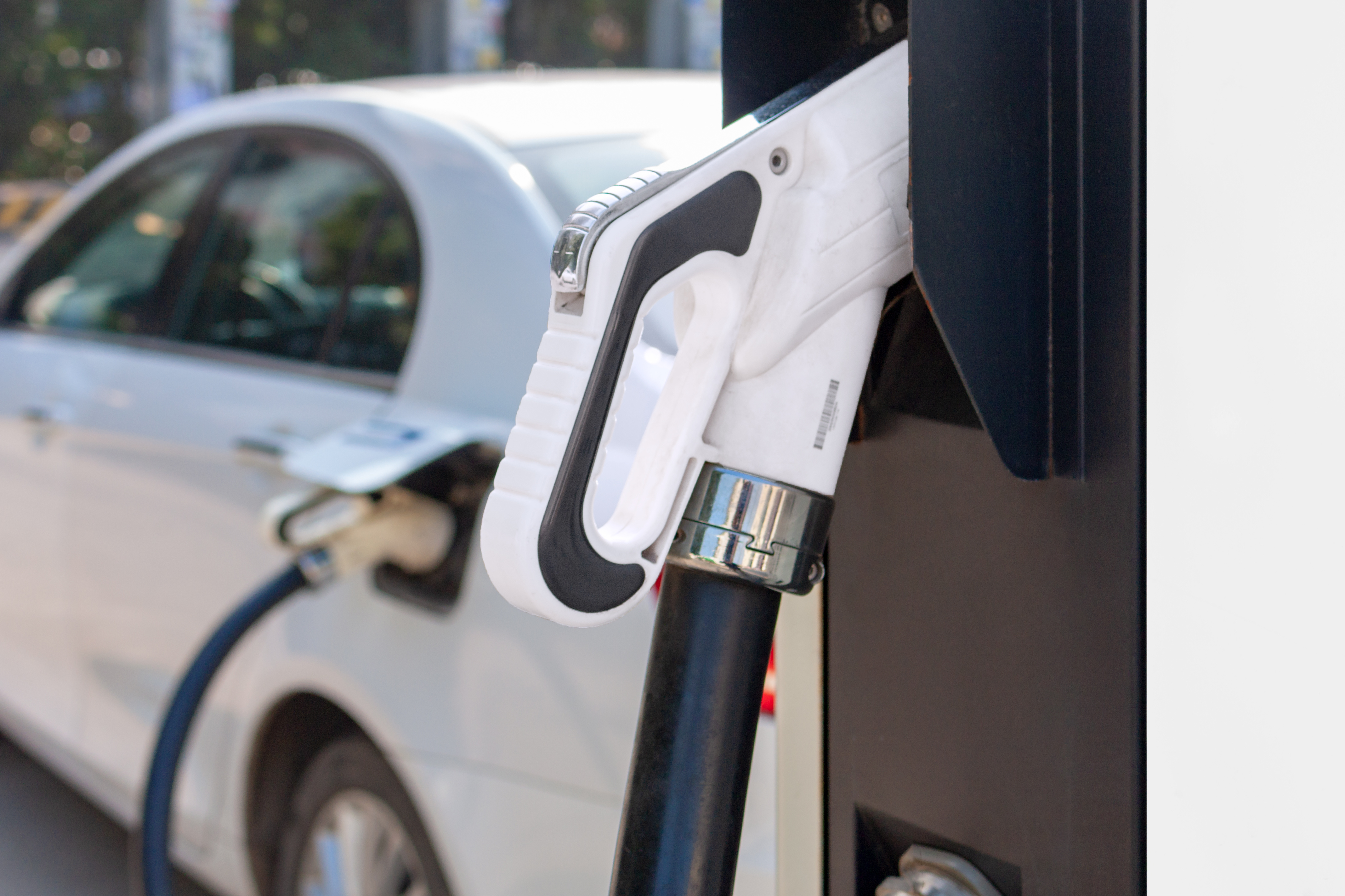 1662099030491272.jpg 摄图网_501688861_新能源汽车充电桩(企业商用).jpg